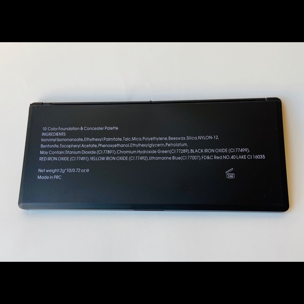 Makeup Bundle - Picture 2 of 8